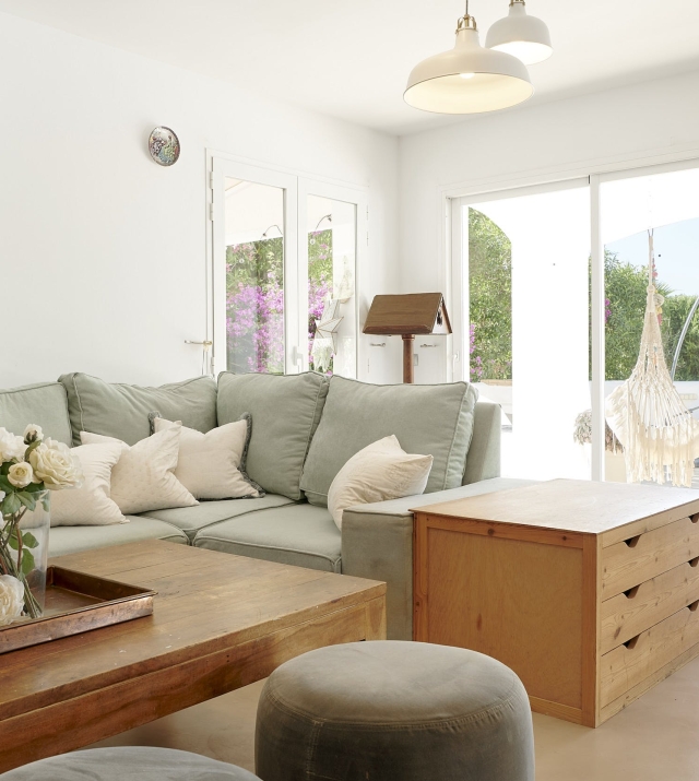 Resa Estates Ibiza for sale te koop Casa Rui Tourist license sta Eularia living room 3.jpg